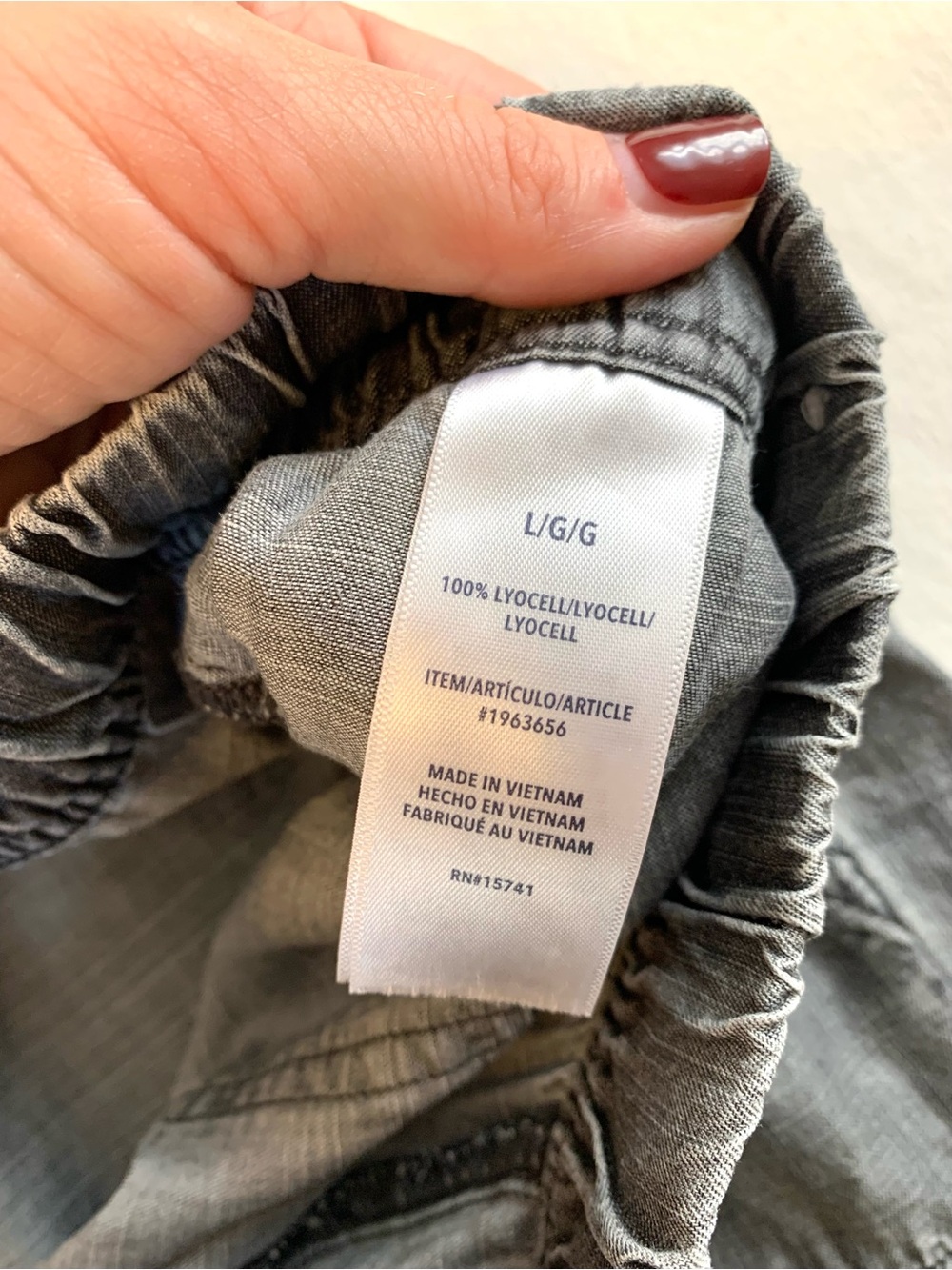 Splendid Women’s Crop Pants. Large - Picture 5 of 8